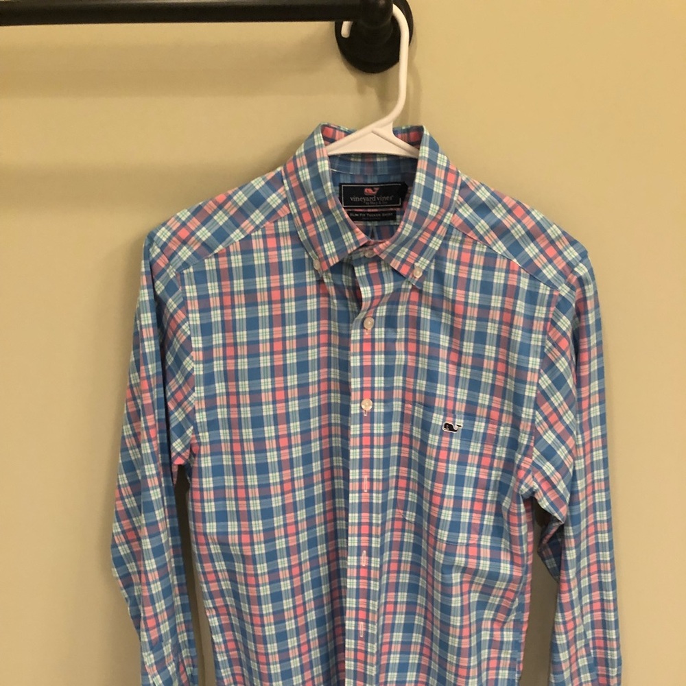 Vineyard vines tucker fit shirt